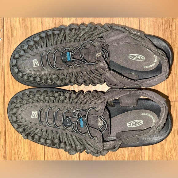 KEEN UNEEK Men’s Size 12 M Classic 2 Rope Cord Sandals Dark Grey Magnet / Black - Picture 12 of 15